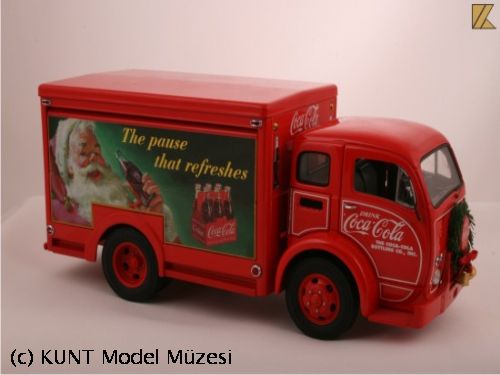 1950 coca cola christmas Truck